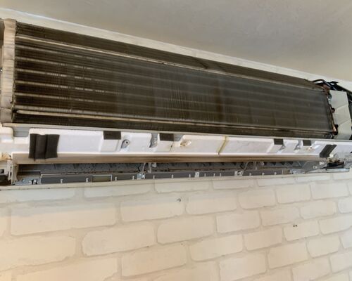 1AB07F1A-D007-425D-85CE-68249F5C688B